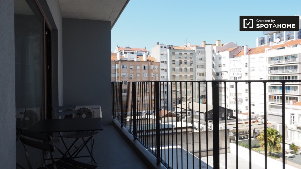 Apartment mono Lisbon, 47m² — photo 11