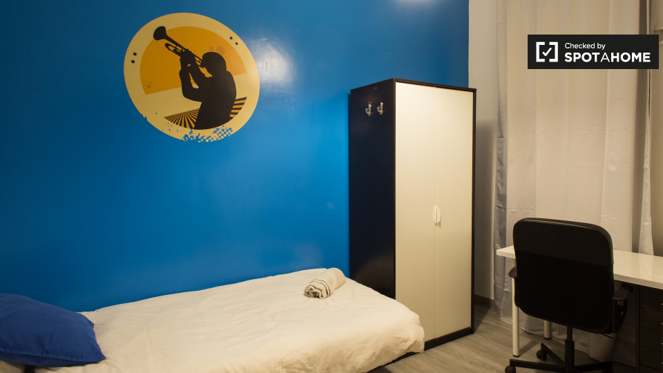 Double room Barcelona, 10 beds, 180m² — photo 22