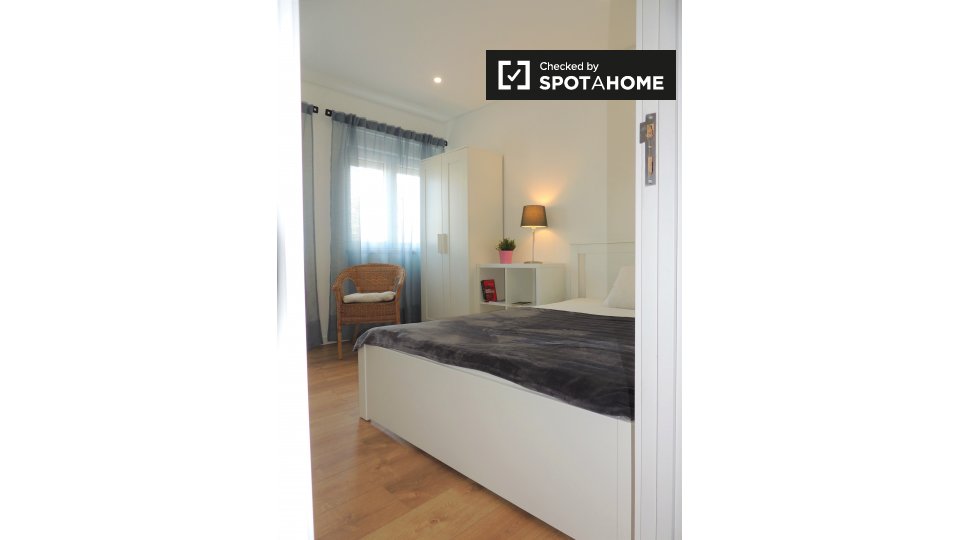 Double room Lisbon, 4 beds, 100m² — photo 4