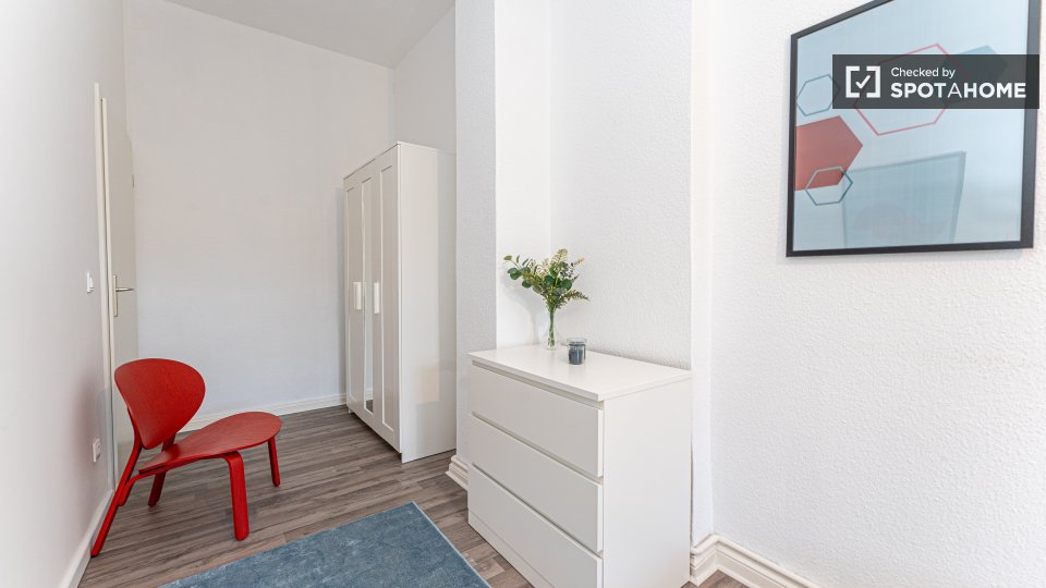 Double room Berlin, 5 beds, 95m² — photo 17