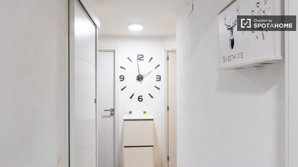 Double room Madrid, 5 beds, 101m² — photo 64