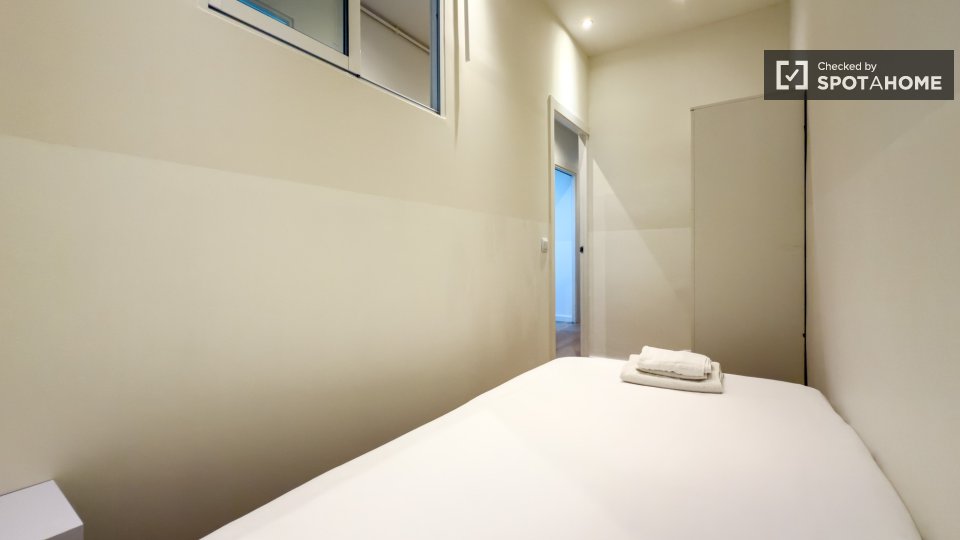 Apartment Barcelona, 3 beds — photo 41