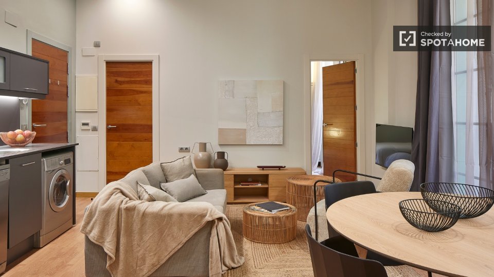 Apartment Barcelona, 2 beds — photo 14