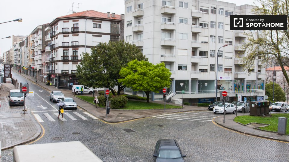 Double room Porto, 9 beds, 285m² — photo 18