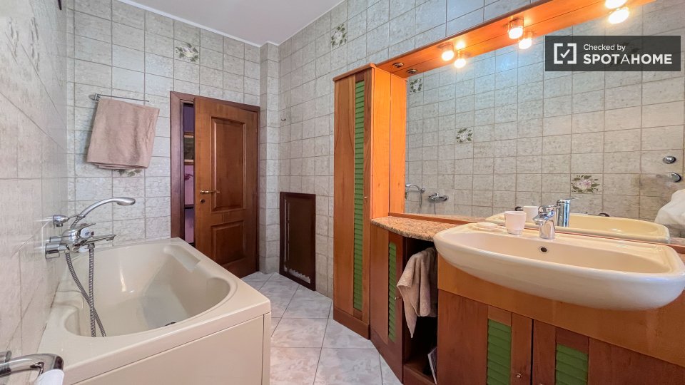 Apartment Milan, 2 beds — photo 4