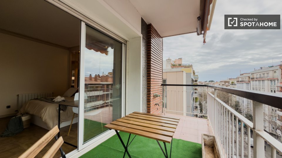 Double room Barcelona, 9 beds — photo 19
