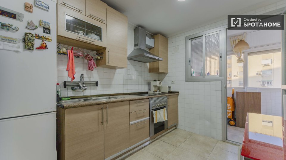 Double room Valencia, 4 beds — photo 31