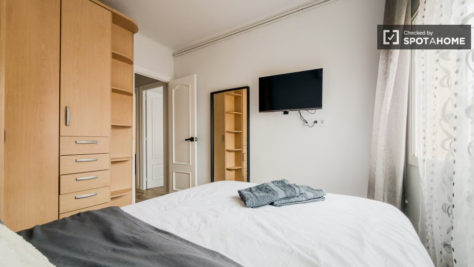 Apartment Barcelona, 3 beds, 67m² — photo 33