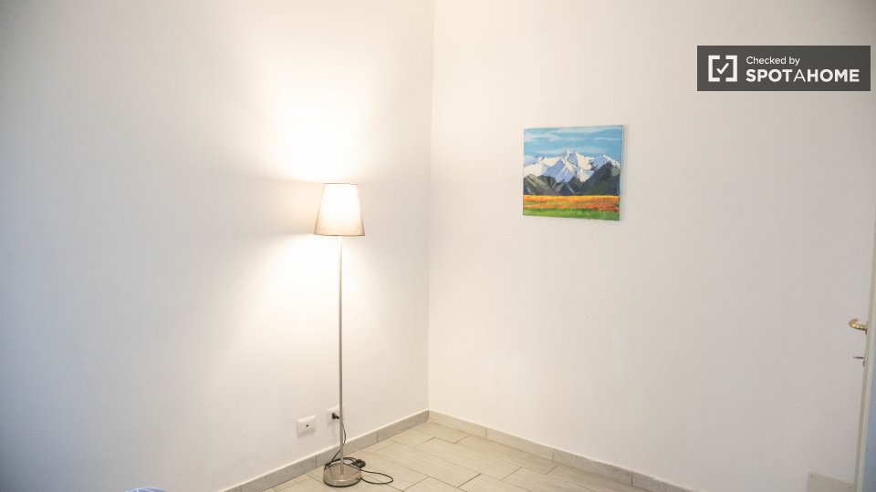Apartment Rome, 4 beds, 60m² — photo 18