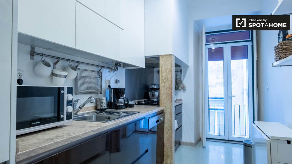 Apartment Lisbon, 3 beds — photo 11