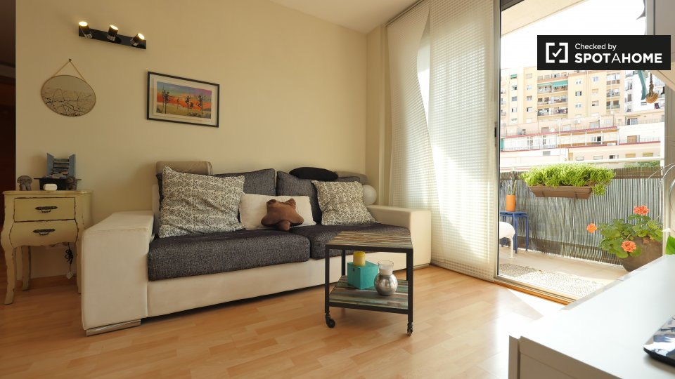 Cosy 1-bedroom apartment for rent in Horta-Guinardó - a Barcellona