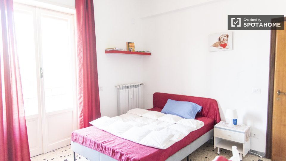Double room Rome, 3 beds, 100m² — photo 9