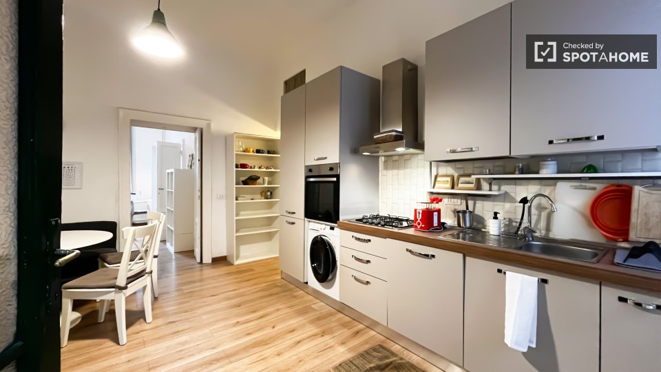 Apartment Milan, 2 beds, 77m² — photo 3