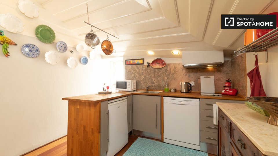 Apartment Lisbon, 1 bed, 50m² — photo 6
