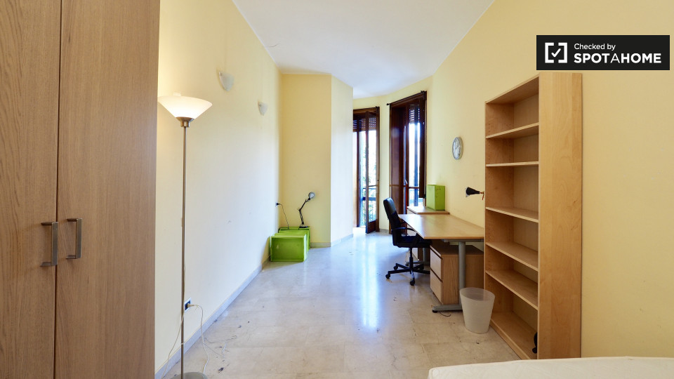 Double room Milan, 5 beds — photo 2