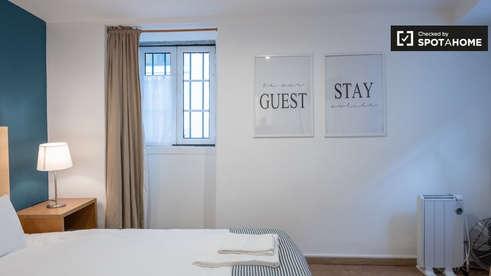 Apartment Lisbon, 1 bed — photo 16