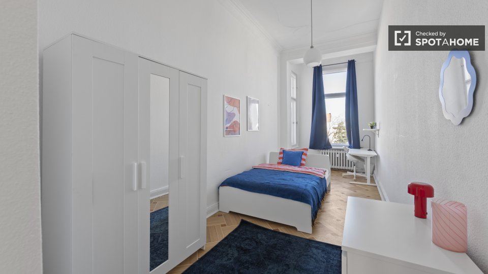 Double room Berlin, 8 beds, 209m² — photo 12