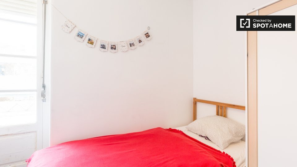 Double room Lisbon, 7 beds, 100m² — photo 2