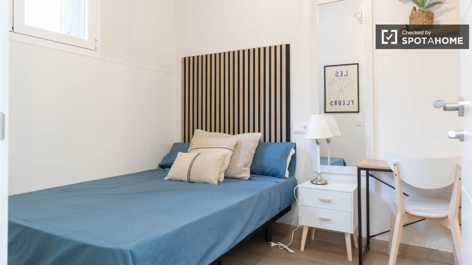 Double room Madrid, 7 beds — photo 5