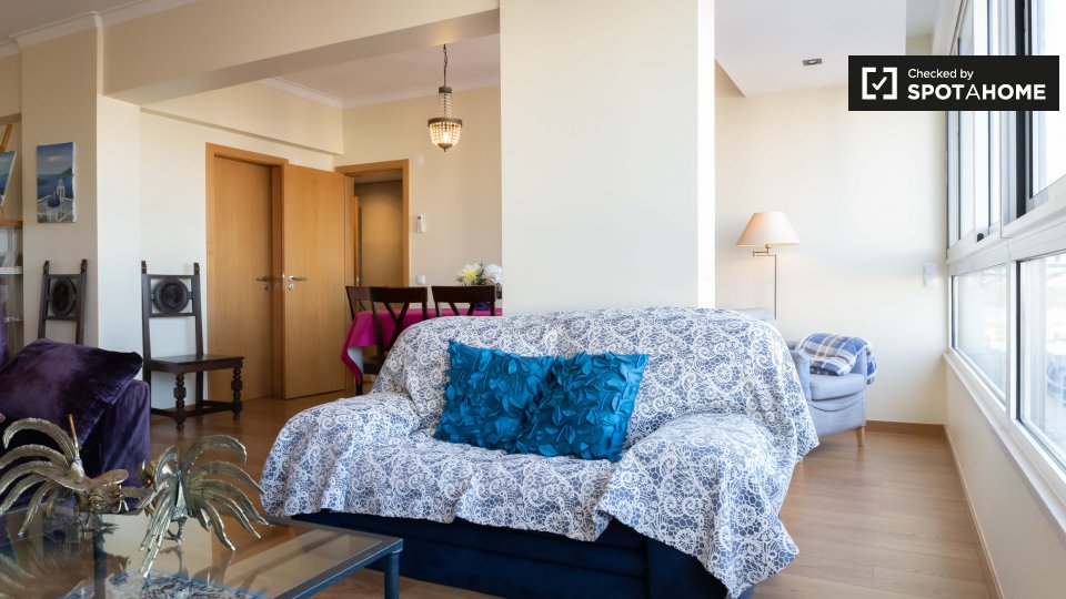 Apartment Lisbon, 3 beds, 130m² — photo 4
