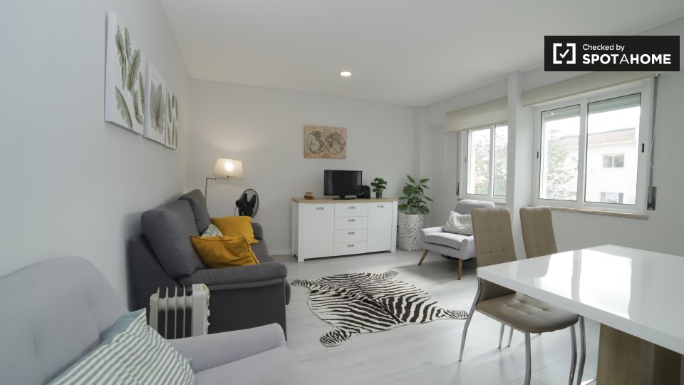 Apartment Lisbon, 1 bed, 200m² — photo 4