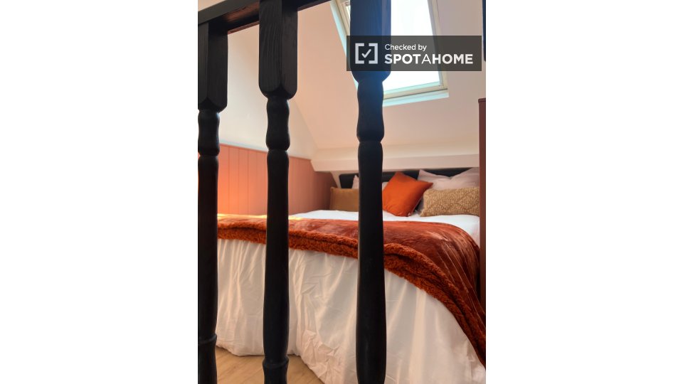 Double room Brussels, 7 beds — photo 16