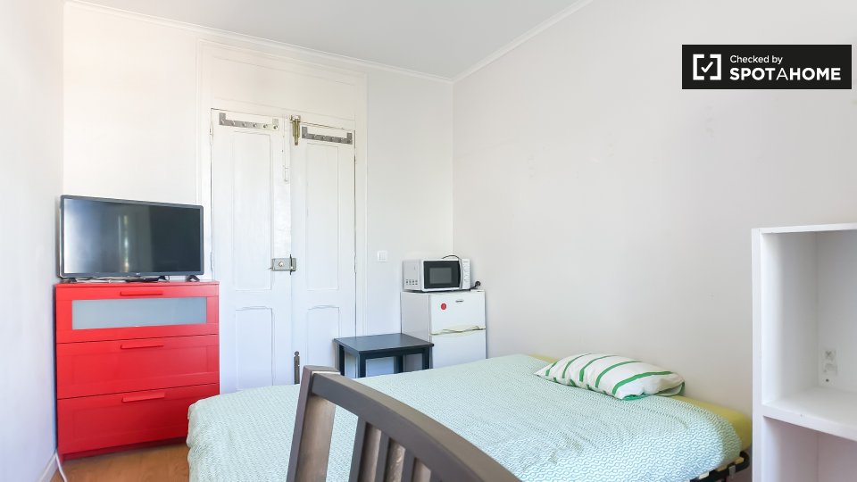 Double room Lisbon, 10 beds — photo 1