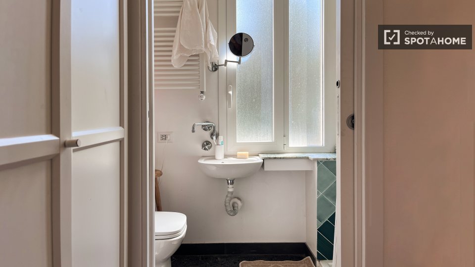Double room Milan, 2 beds, 73m² — photo 21