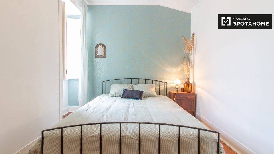 Double room Lisbon, 4 beds, 100m² — photo 3