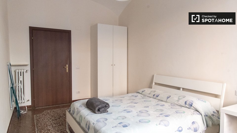 Double room Rome, 5 beds, 150m² — photo 11