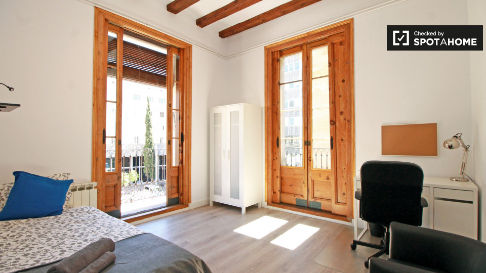 Double room Barcelona, 6 beds — photo 1