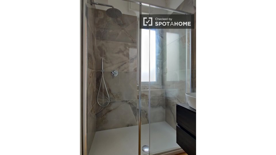 Apartment Milan, 2 beds, 75m² — photo 8