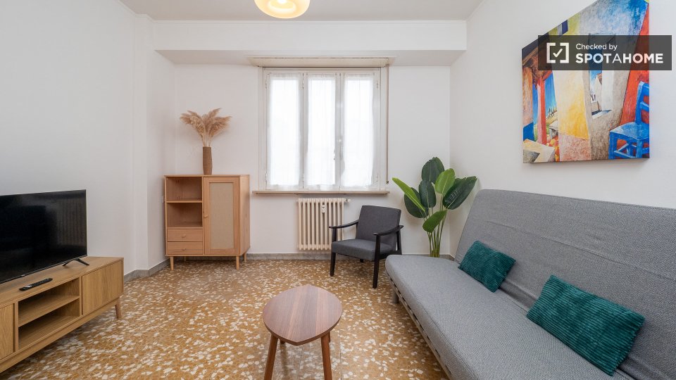 Double room Milan, 2 beds — photo 17