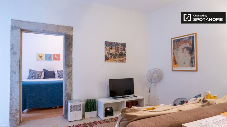 Apartment Lisbon, 1 bed — photo 18