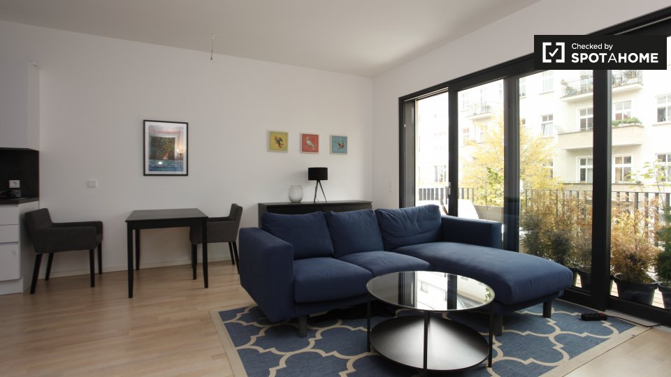 Apartment Berlin, 1 bed, 56m² — photo 1