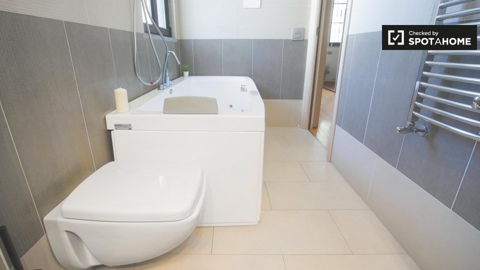 Double room Milan, 2 beds, 100m² — photo 3