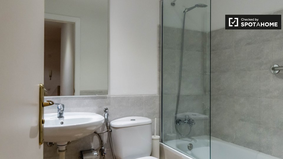 Apartment Barcelona, 3 beds, 110m² — photo 12