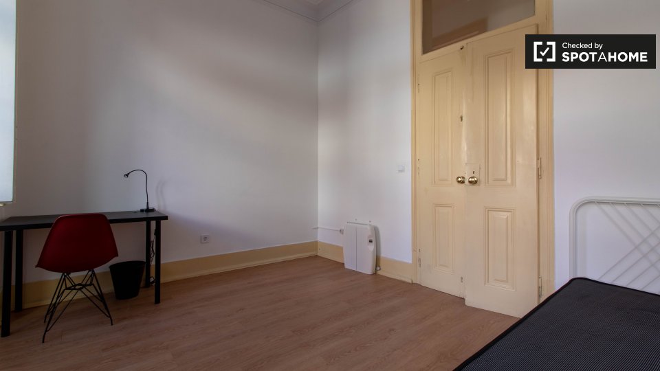 Double room Lisbon, 8 beds — photo 4