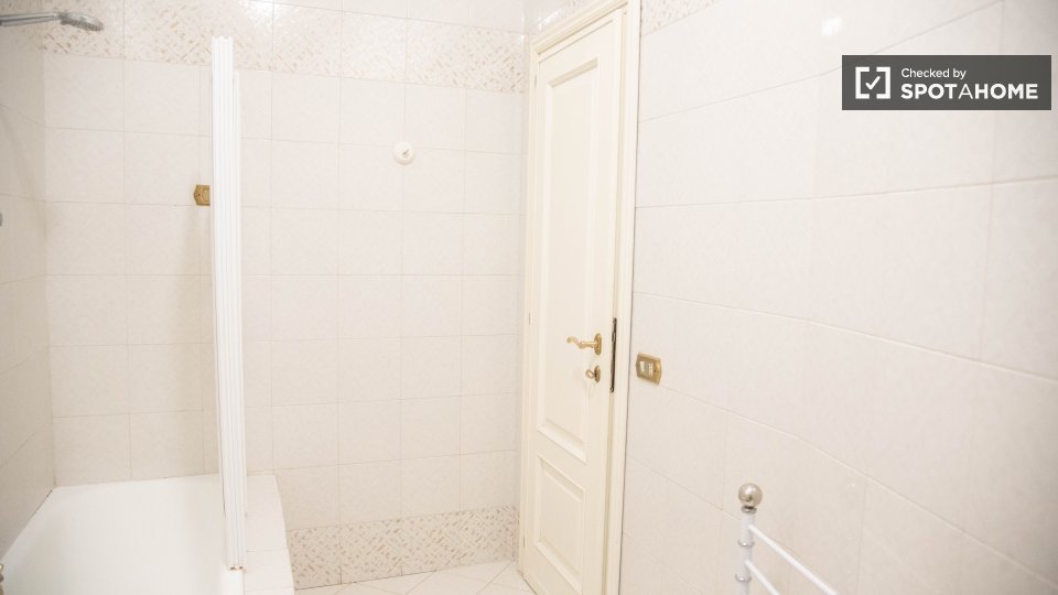 Chambre double Rome, 3 chambres — photo 16