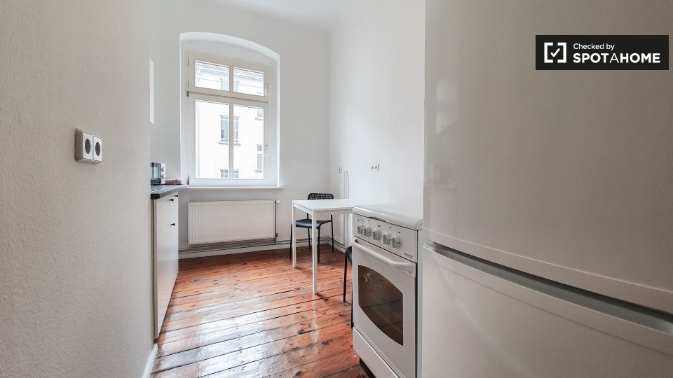 Double room Berlin, 3 beds — photo 12