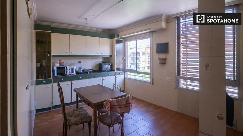 Habitación en piso compartido en alquiler en Aiora, Valencia