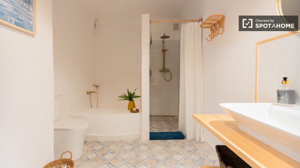 Apartment Valencia, 1 bed — photo 16