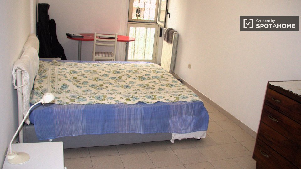 Double room Rome, 5 beds — photo 13