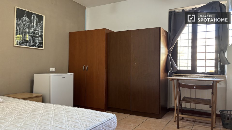 Double room Rome, 33 beds — photo 10