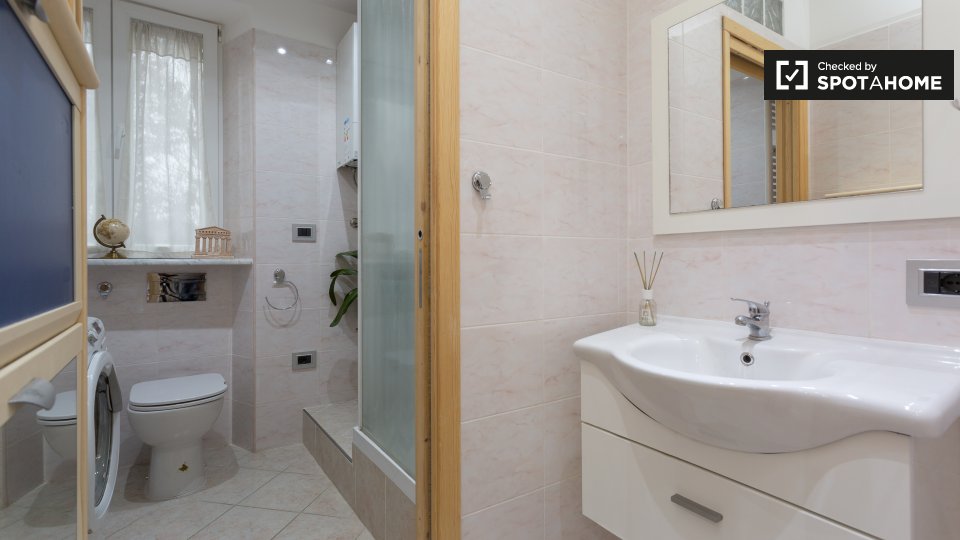 Apartment Milan, 1 bed, 45m² — photo 2