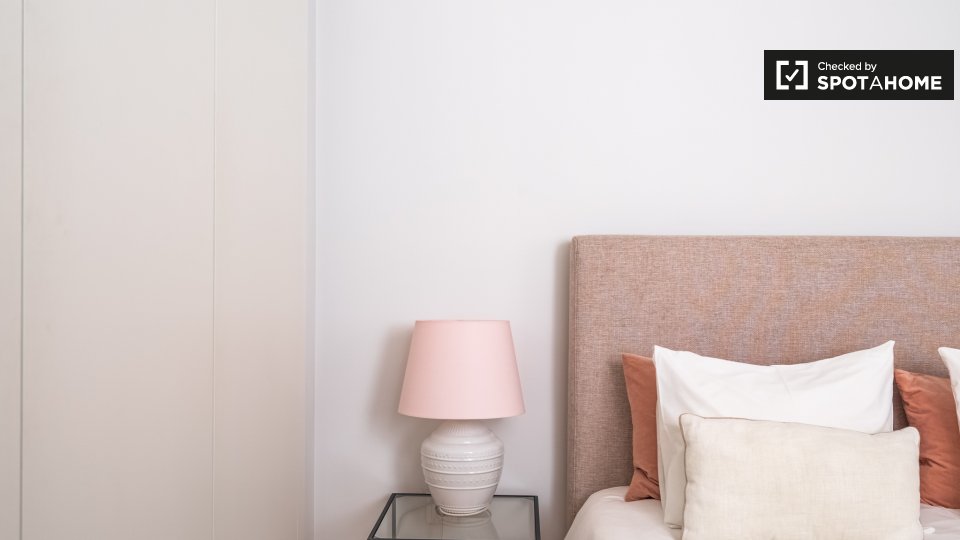 Apartment Lisbon, 3 beds, 110m² — photo 19