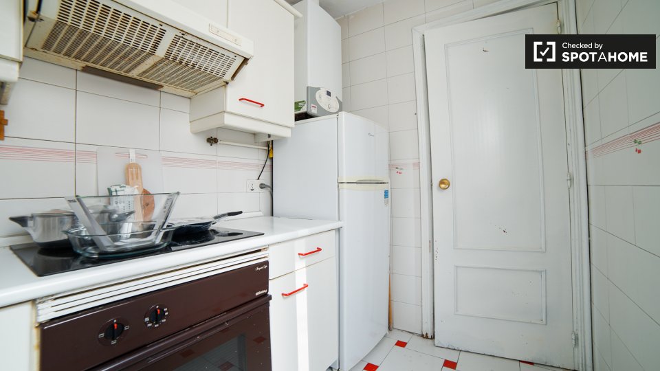 Apartment Madrid, 2 beds, 50m² — photo 3
