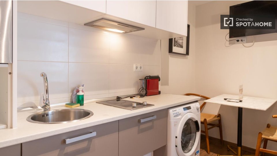 Apartment mono Madrid, 20m² — photo 24
