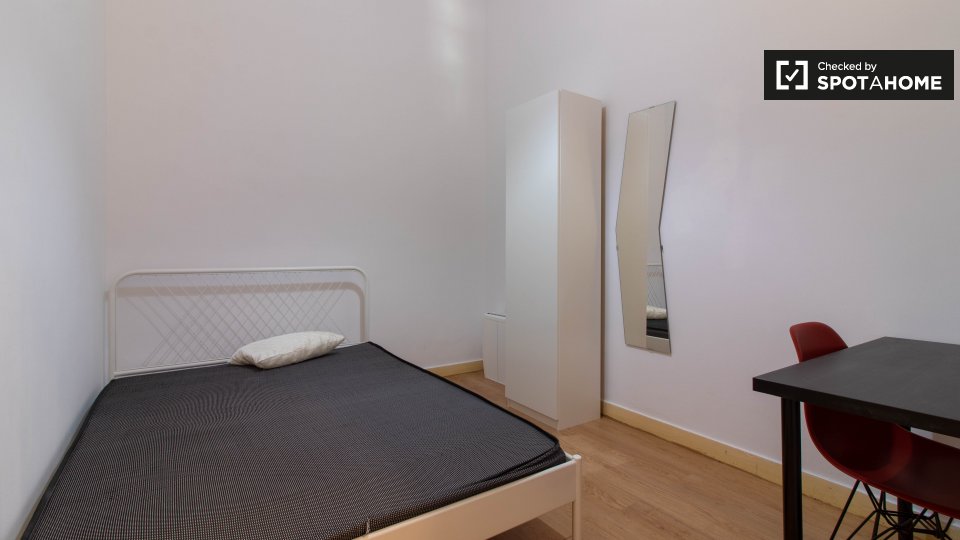 Double room Lisbon, 8 beds — photo 3