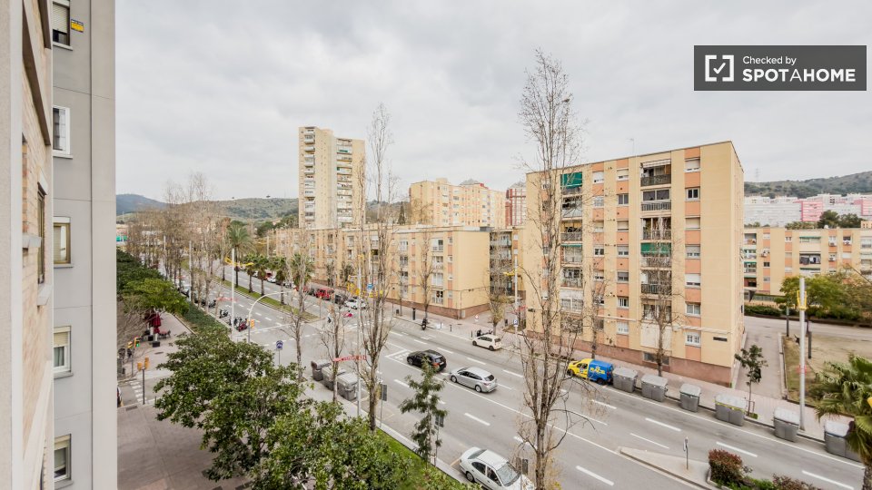 Double room Barcelona, 4 beds — photo 11